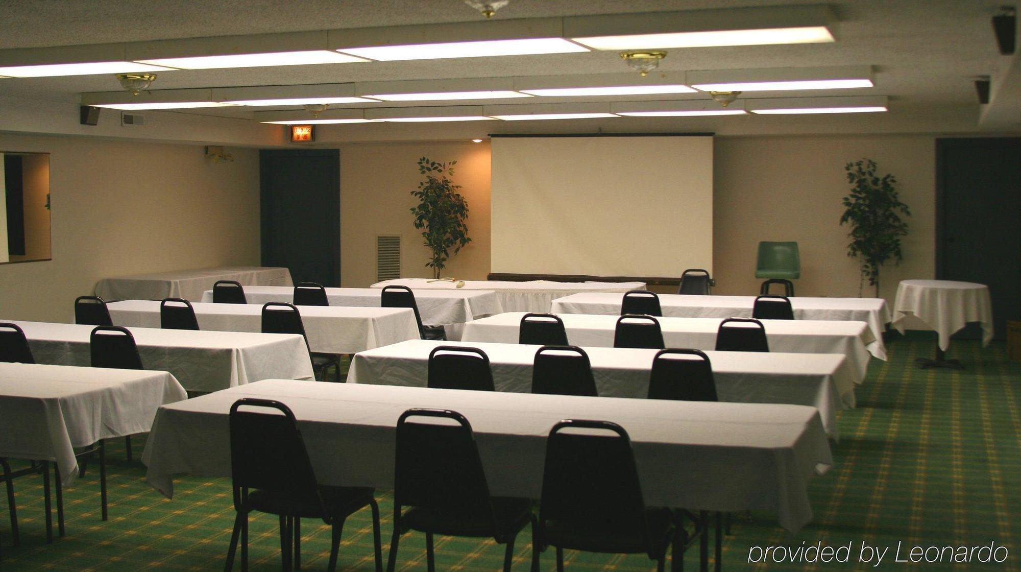 סיינט קלאוד Americas Best Value Inn And Suites St. Cloud מראה חיצוני תמונה